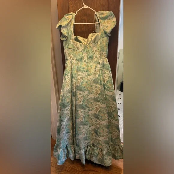 Mac Duggal Green Floral Brocade gown - 14 - Picture 7 of 13